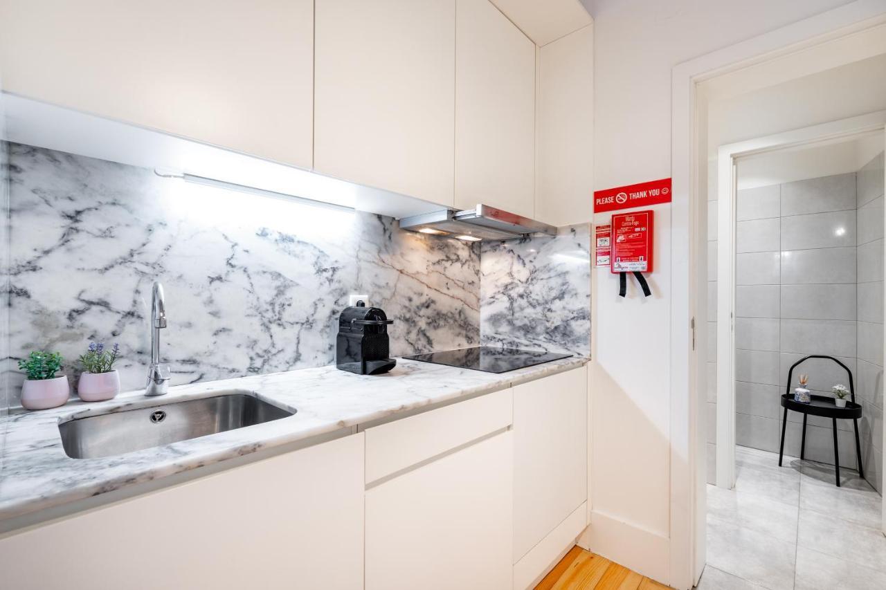 Viva Trindade Downtown Apartment Порто Екстериор снимка